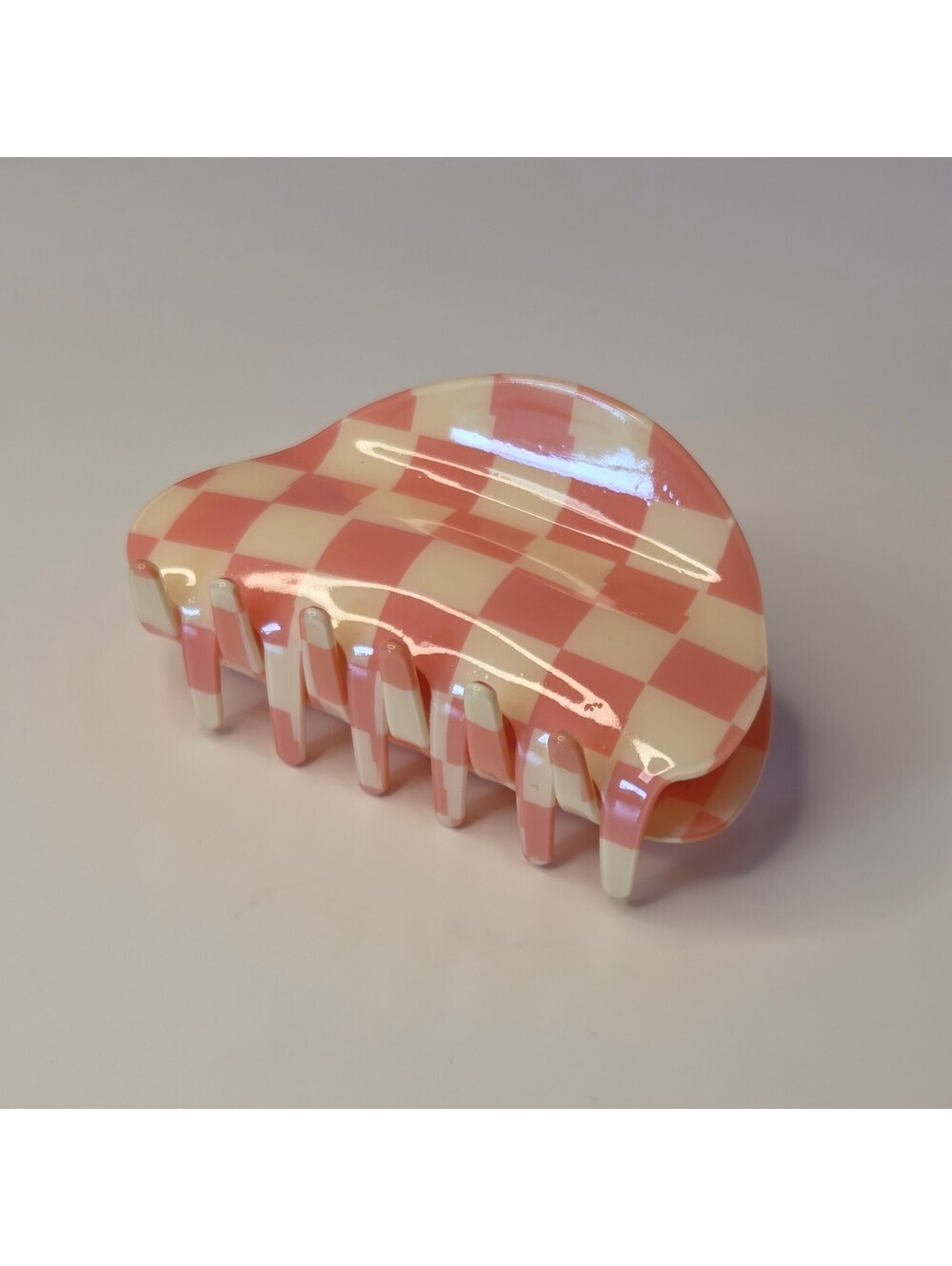 Pastel Pink and White Checkered Claw Clip Retro Indie Skater